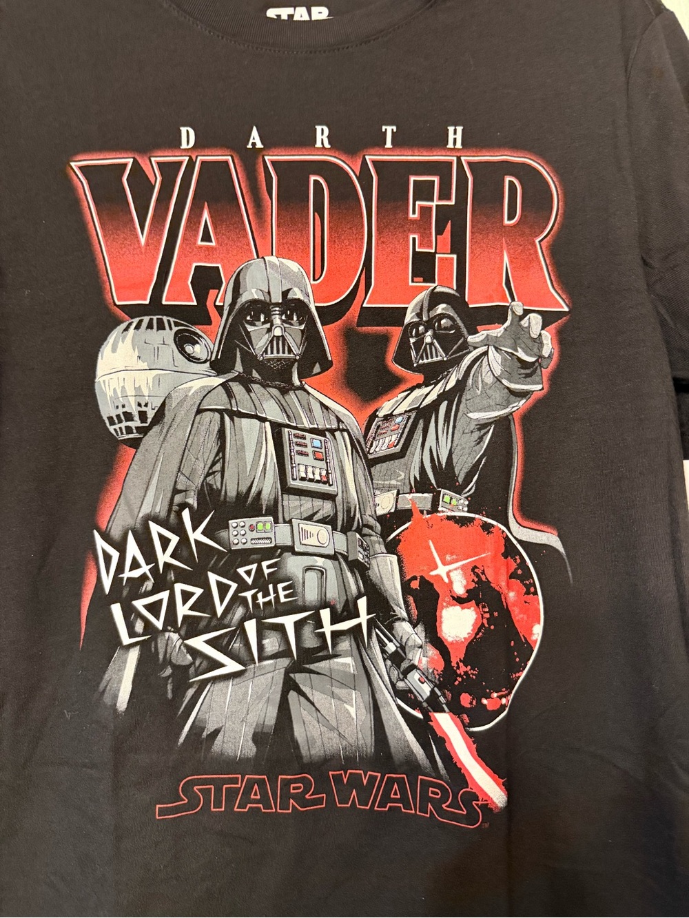 Star Wars Darth Vader Dark Lord of the Sith Graphic T-Shirt Youth XL